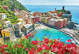 Cinque-Terre-Vernazza-2_edited.jpg