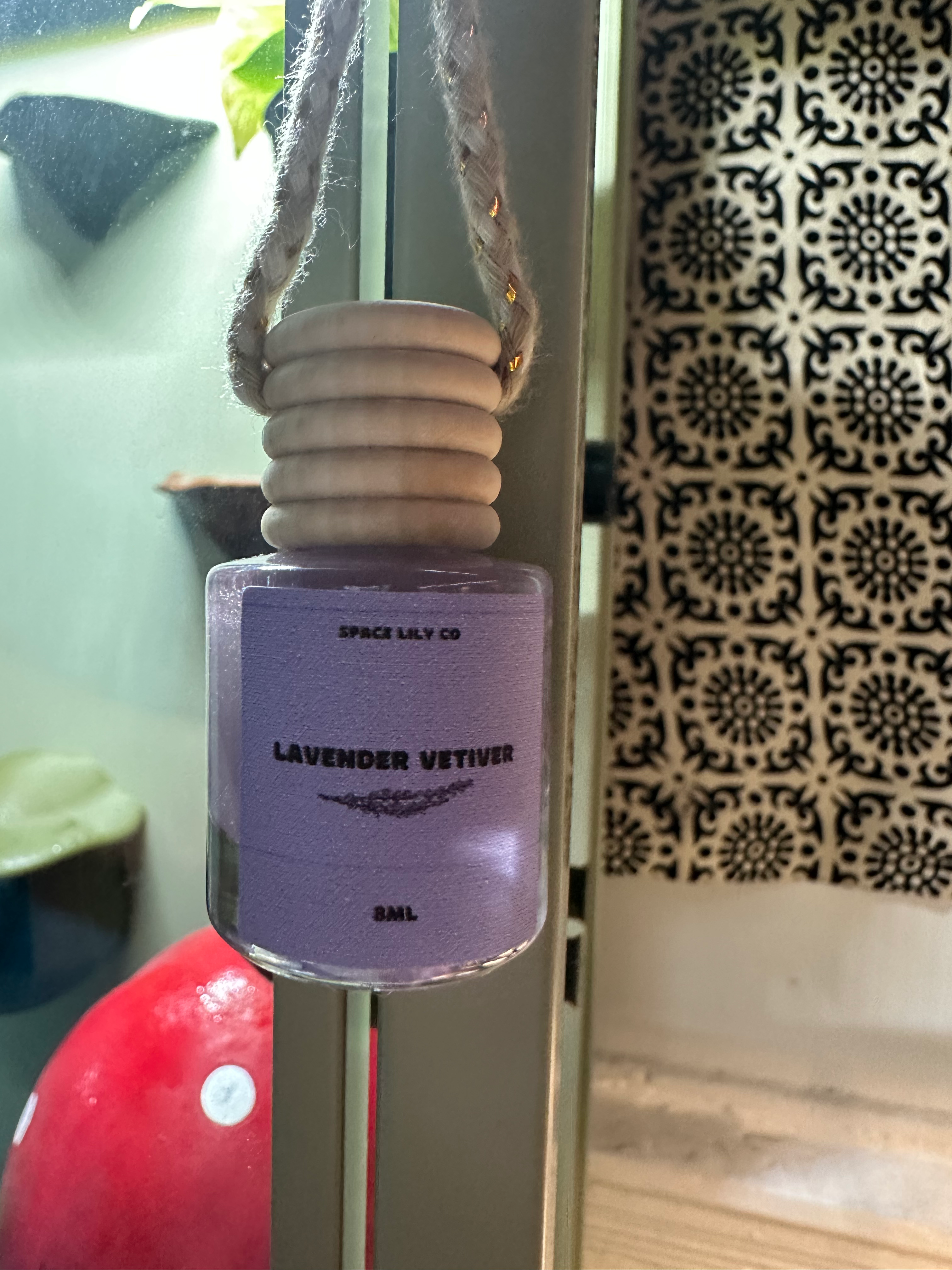 Lavender Vetiver Hanging Car Air Freshener Diffuser- With Pigment