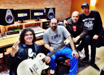 Com produção de Andria e Ivan Busic, Pop Javali inicia gravações de novo álbum