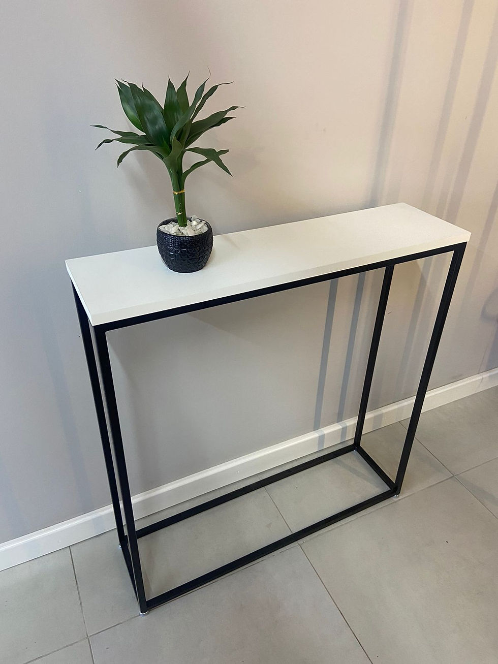 Aparador preto mdf branco