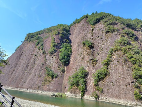 古座川の一枚岩