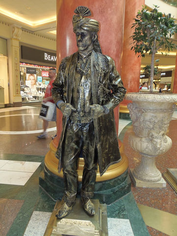 Bollywood Human Living Statue