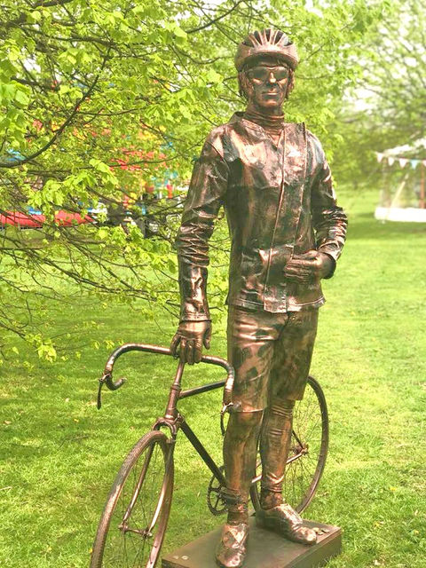 cycling statue.jpg