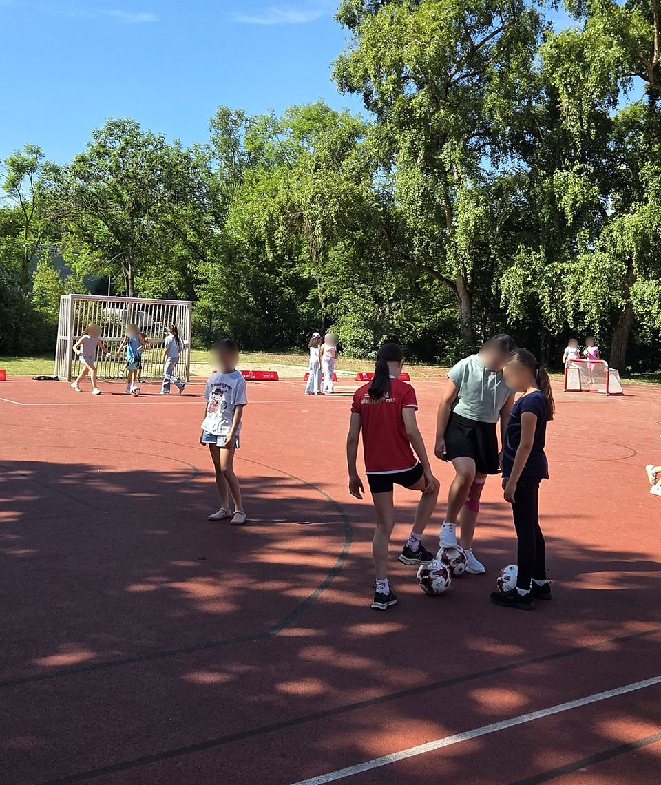 Fußballturnier auf dem Sportplatz