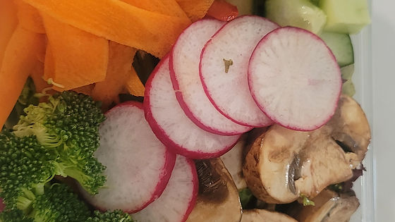Super Magick Salad (feeds 30-40pp)