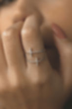 dois Anéis Cruz em Prata 925