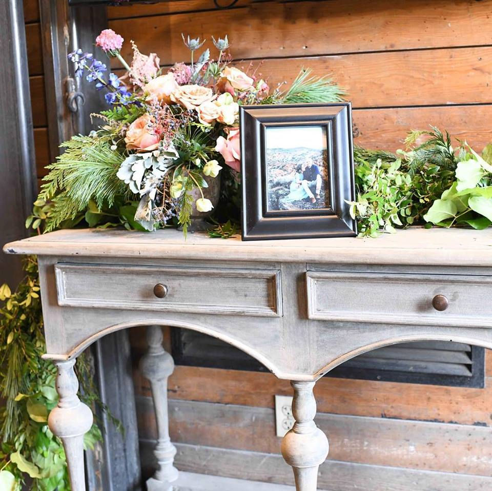 Thumbnail: Knot and Pine Alpine Barn