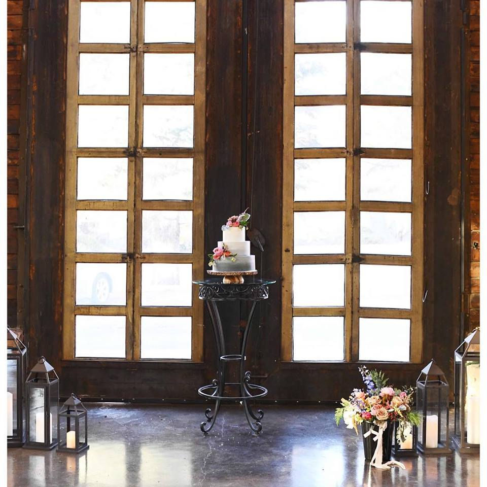 Thumbnail: Knot and Pine Alpine Barn