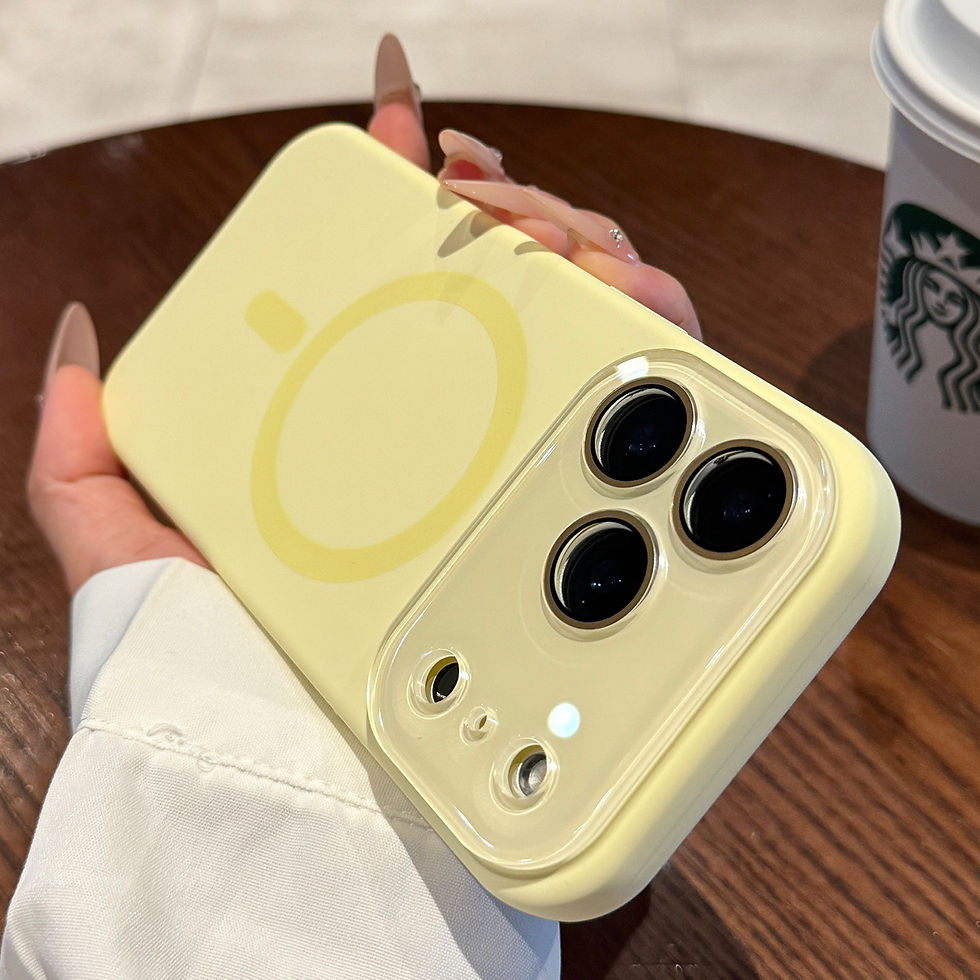 Thumbnail: Magnetic phone case