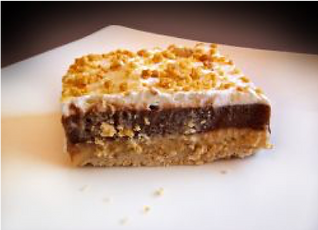 peanut toffee torte.png