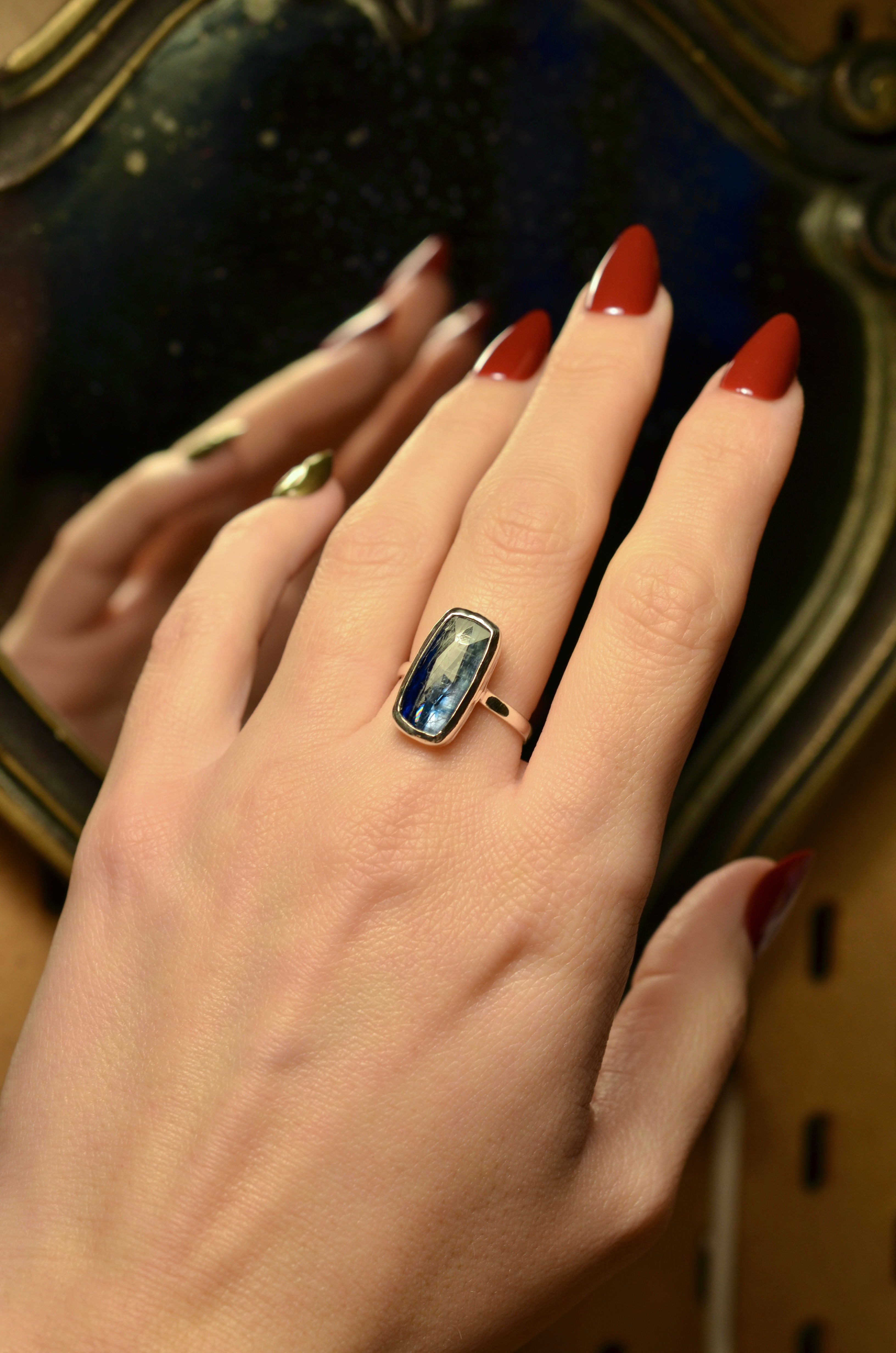 Aube et crépuscule – Bague en argent 925 et kyanite bleue T55