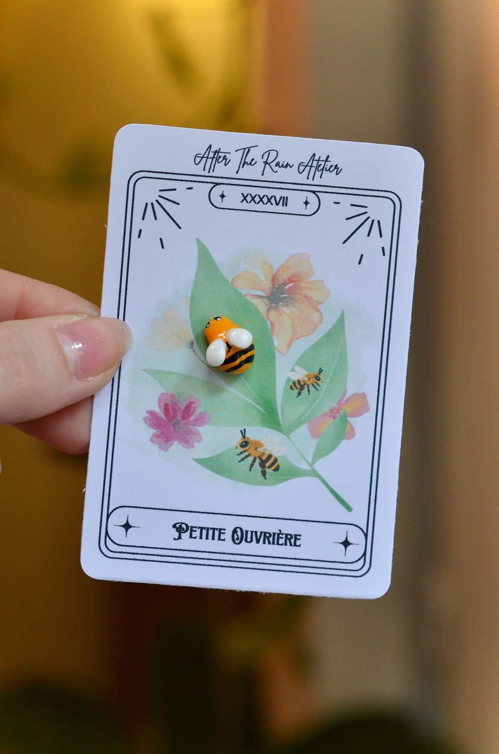 Miniatura: Pins Abeille «Petite ouvrière»🐝