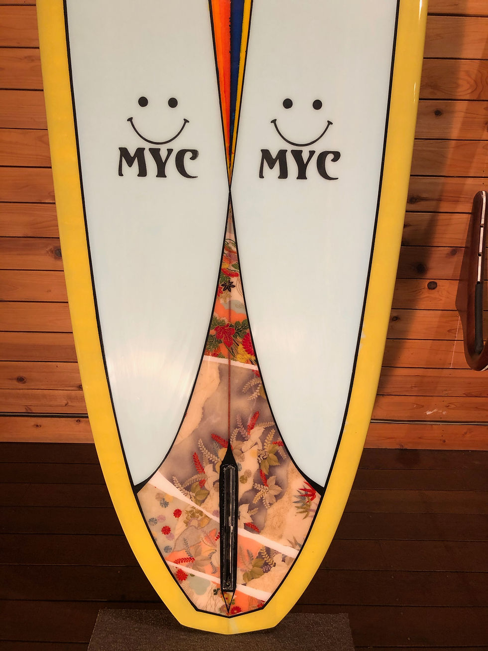サムネイル： MYC Surfboards 9'3" 3/4 Diamond Tail Noserider Tiger