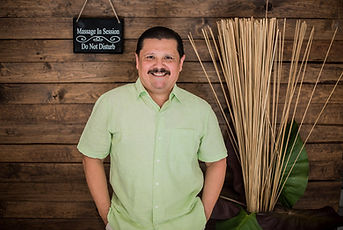 Victor Hugo Gonzalez, Massage Therapist Aesthetician