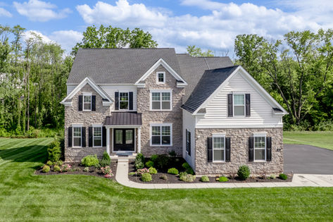 Luxury home photographer near Philadelphia and surrounding areas: New Hope, Levittown, Conshohocken, Hatboro, and Bucks County listings.