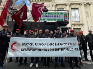 Sinpacel-RS no ato de apoio ao empreendimento da CMPC em Barra do Ribeiro.
