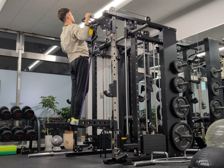 懸垂トレーニングのお助けマン