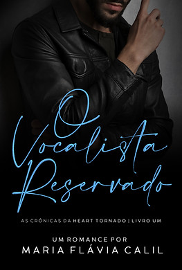 Capa do livro O Vocalista Reservado com um homem de barba curta, jaqueta de couro e mão erguida.