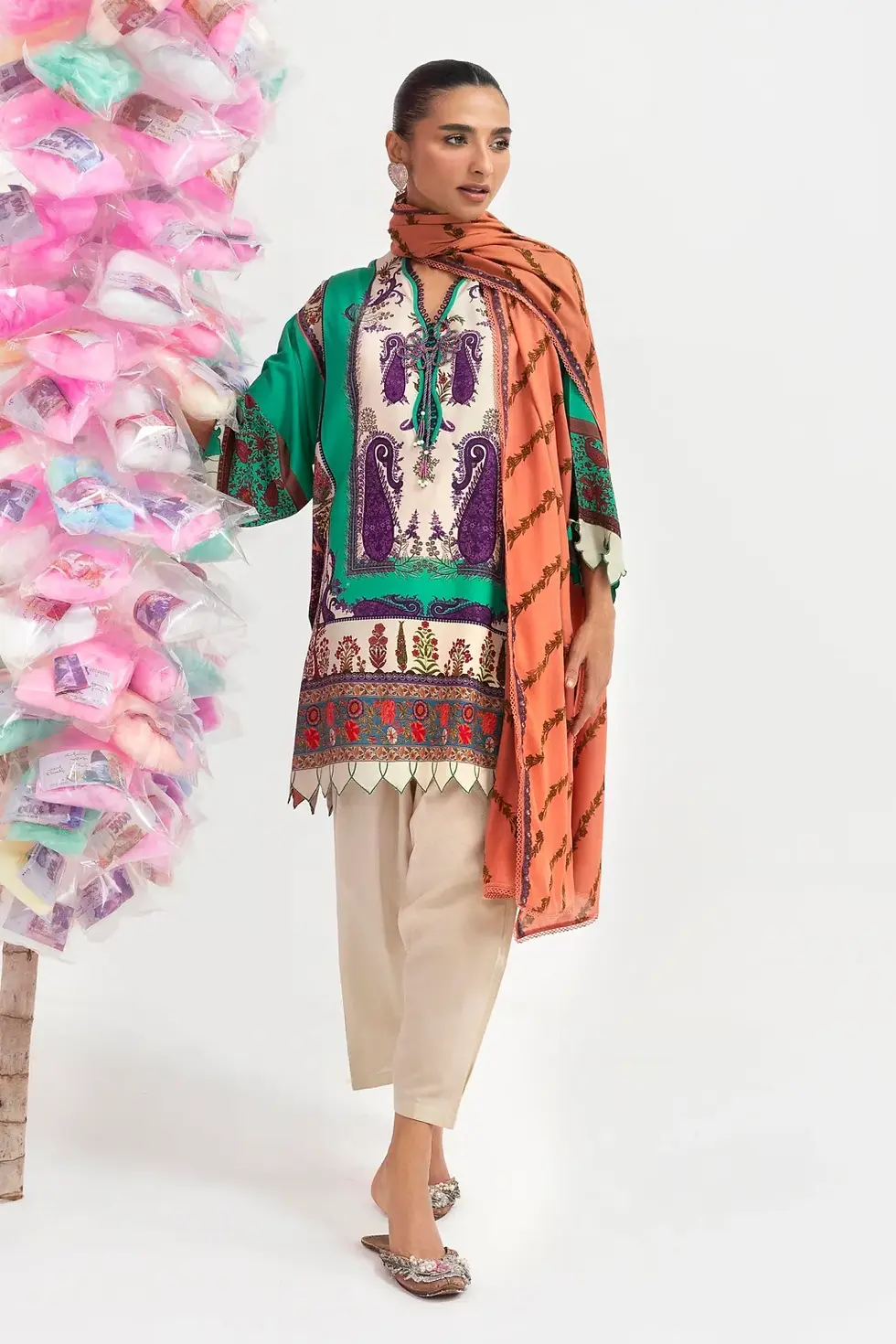 Sana Safinaz Mahay Winter ’25