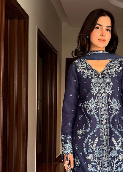Blooming Flower by Zariya Unstitched Embroidered Lawn