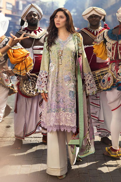 Mahira Khan Manaram Luxury Lawn’25 by Mushq