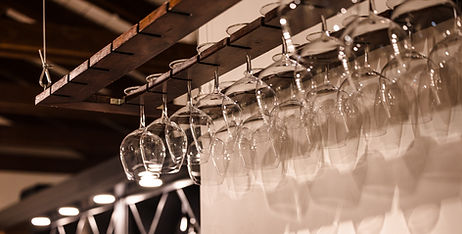 Pinot-Noir-Wine-Glasses-2