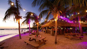 OH: Lounge-club on the beach: two versions for daytime and evening