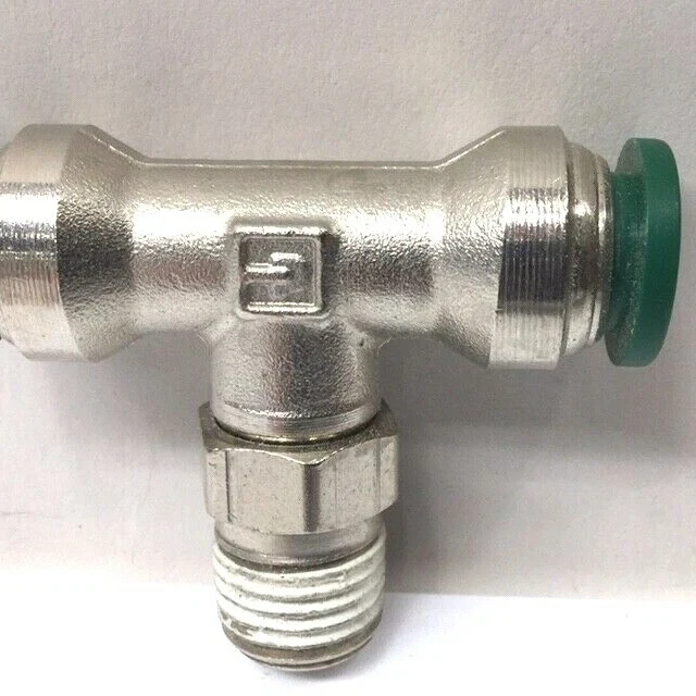 Parker W172PLP-6-4 Prestolok Male Branch Swivel Tee 1/4" MNPT X 3/8"T X 3/8"T
