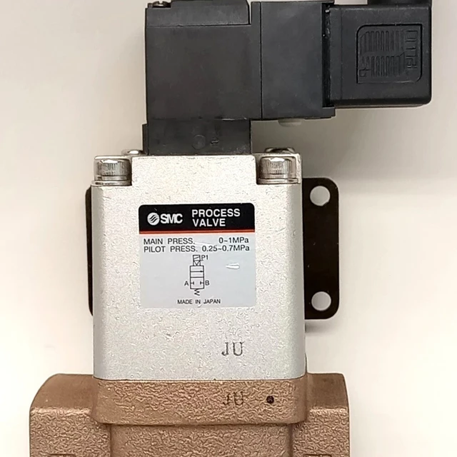 SMC VNB414B Solenoid Process Valve Ports 1-2/ 1/8" NPT Ports A-B/1" NPT DC21-26V