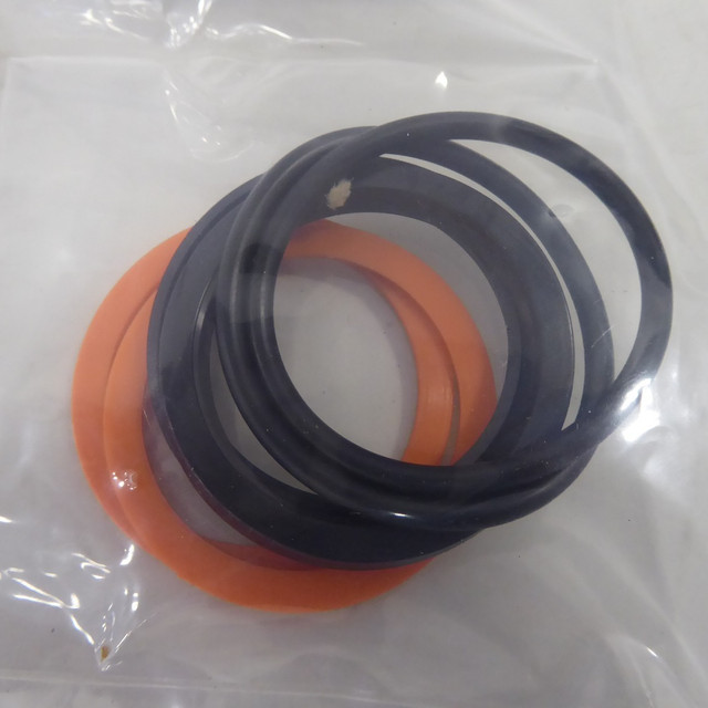 Parker Replacement PK2002A01 Buna Piston Seal Kit PK2002A001