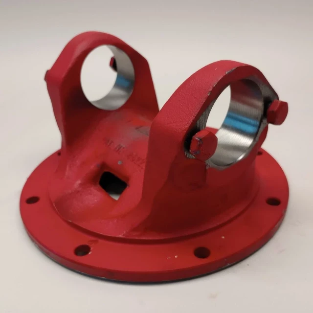 Spicer 6-2-749 Used Flange Yoke C6-2-171 Full Round 8-bolt 8.0 OD x 7.75 M-Pilot