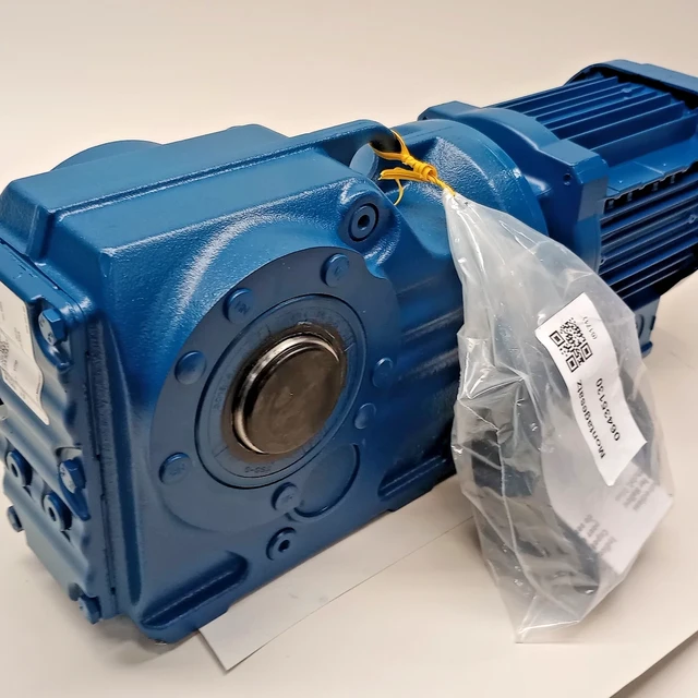 SEW EuroDrive KA37-DRN63M4-97.81 GearMotor 3ph 0.25 230/460V 1695/17 Ratio 97.81