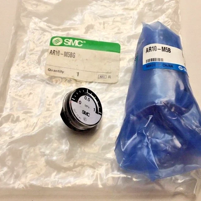SMC AR10-M5BG Air Regulator with Bracket and 0-1 MPa Gauge