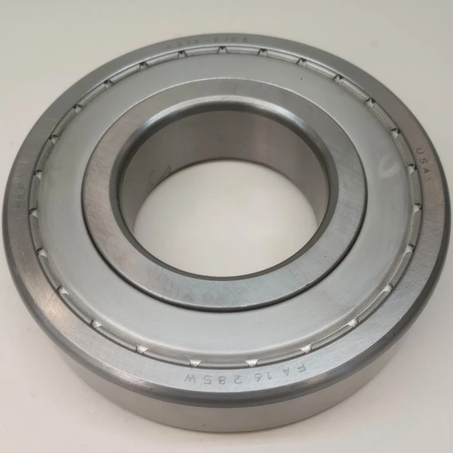 SKF 6313-Z-C3 Ball Bearing Deep Groove 65mm ID X 140mm OD X 33mm W Single Shield