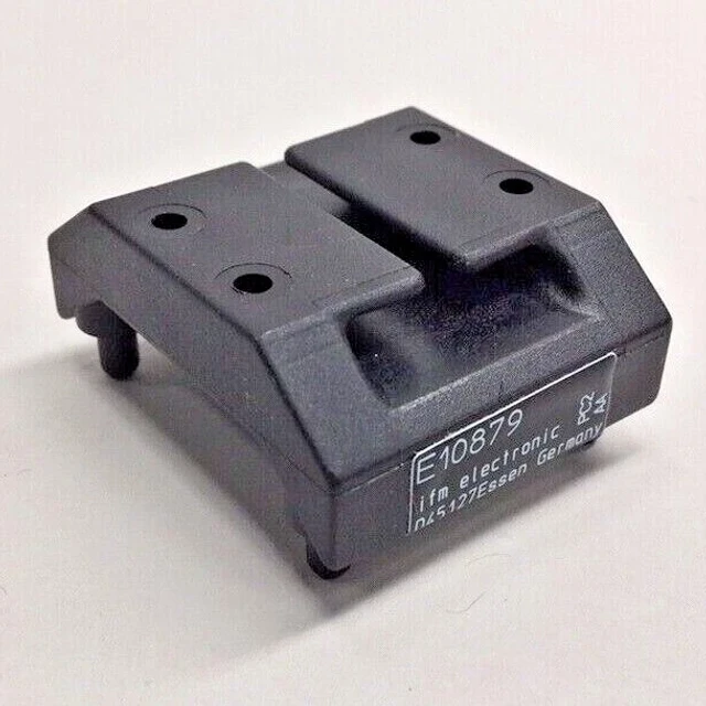 IFM Efector E10879 Mounting Adapter for Capacitive Level Sensor