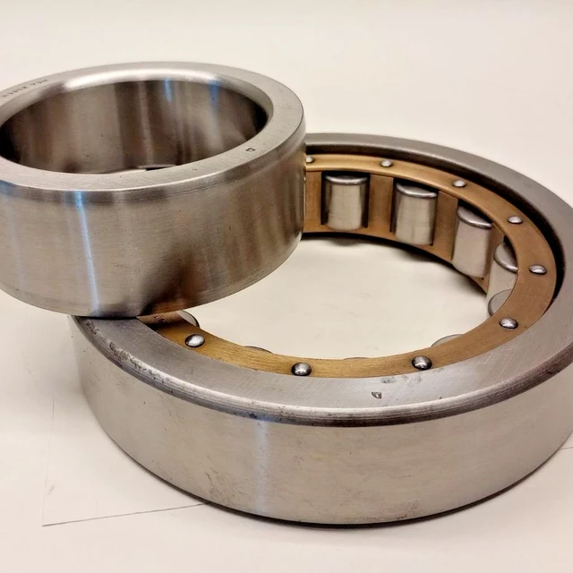 Norma Hoffmann R385LL-V3M Cylindrical Roller Bearing 85 ID x 180 OD x41mm NF317M