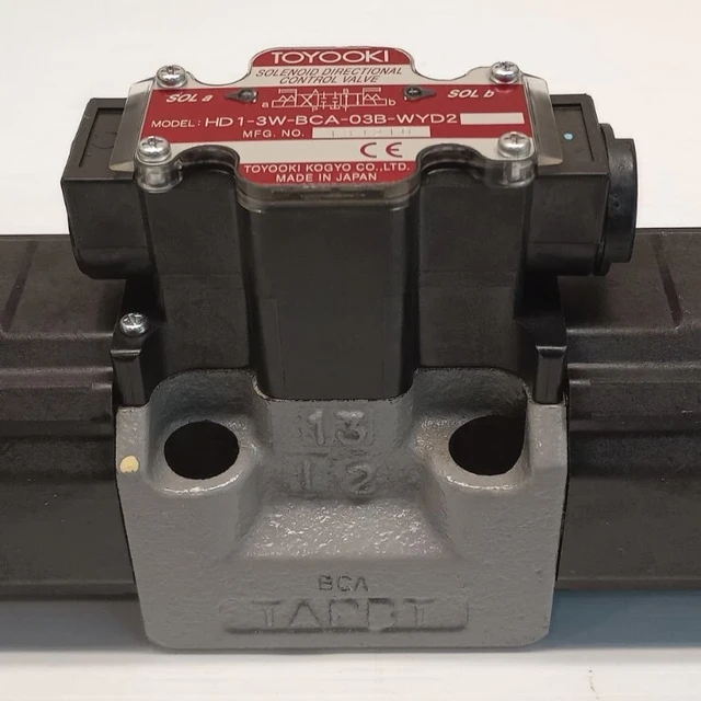 Toyooki HD1-3W-BCA-03B-WYD2 Solenoid Directional Control Valve HD13WBCA03BWYD2