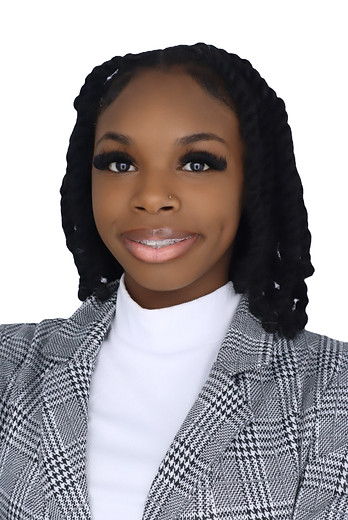 headshot_edited_edited.jpg