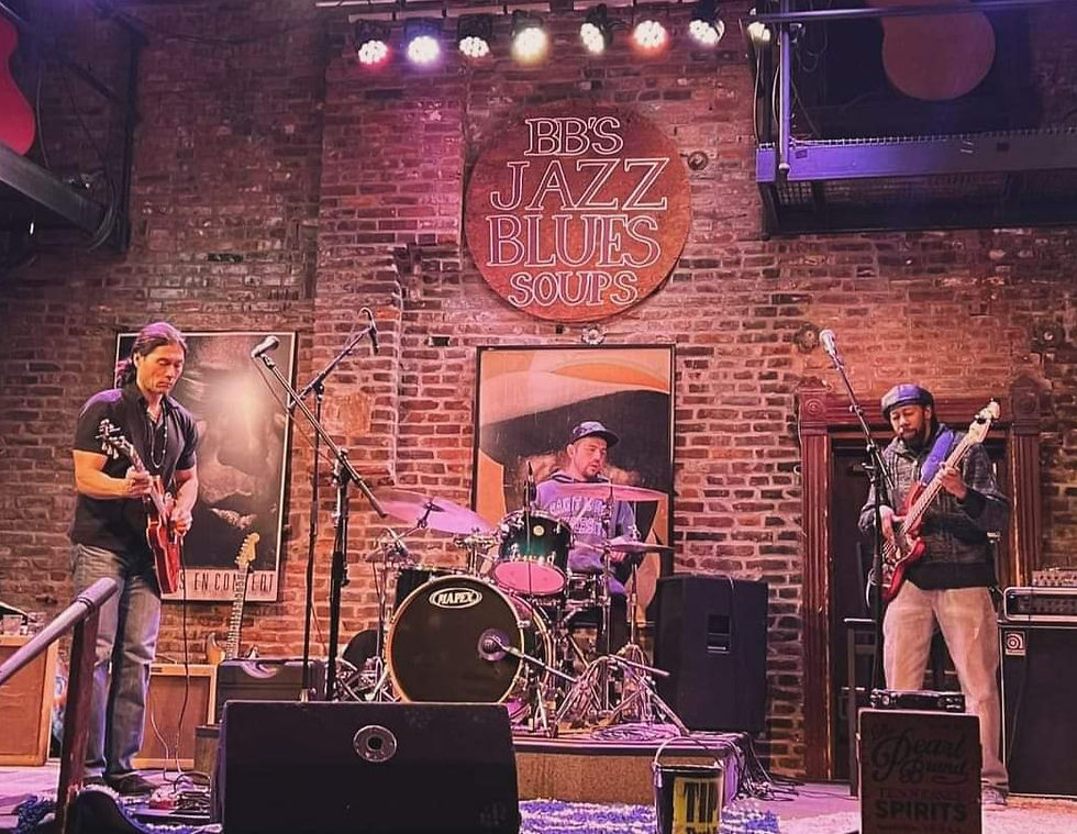Kyle Ray Drummer, St. Louis plays with pro bodybuilder Joe Metzka and Legendary albert king bassist, Gus Thornton. At BBs jazz blues and soups, downtown St. louis MO