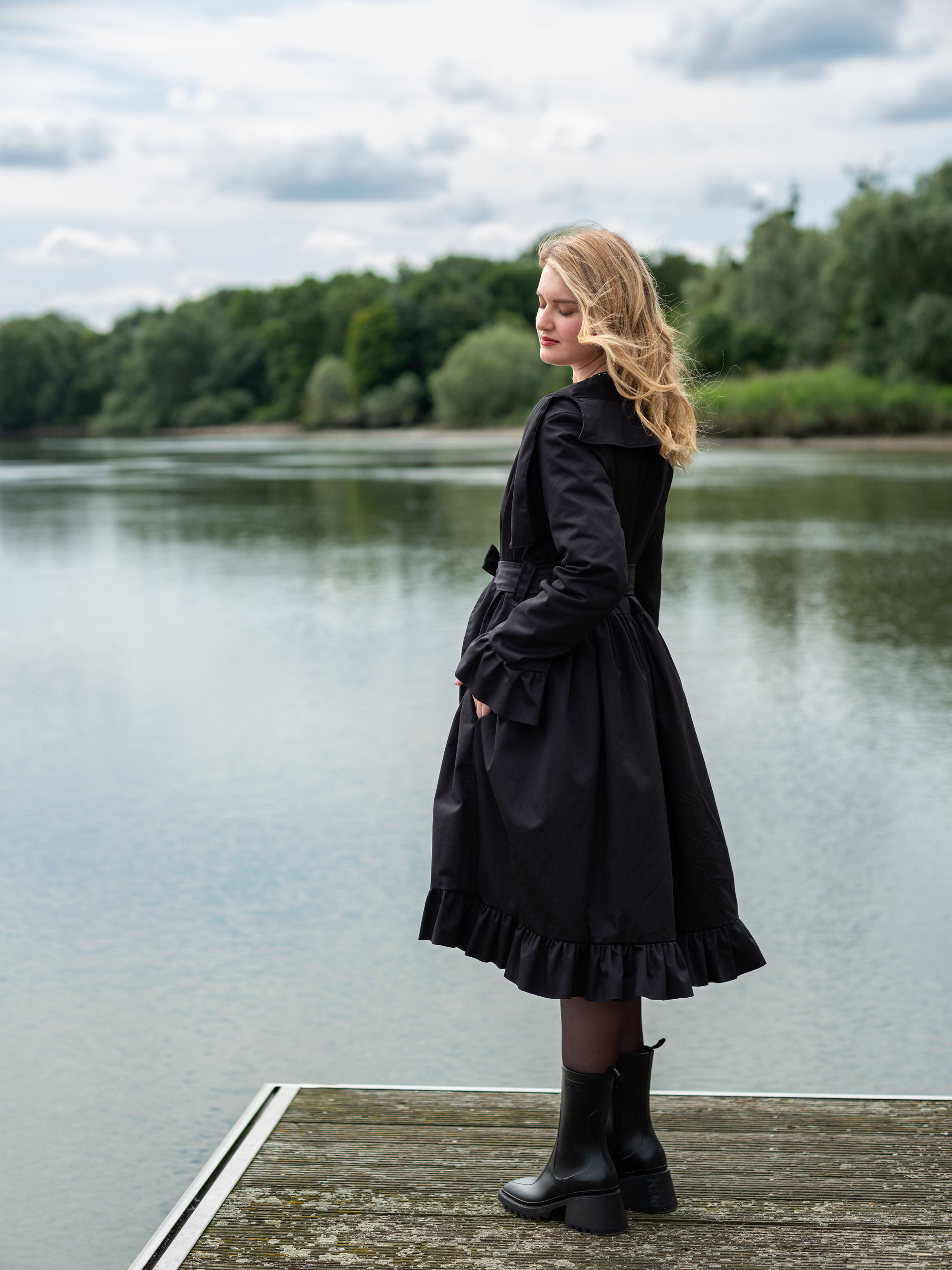 🖤 Trench Dagda Noir — Élégance espiègle & couture