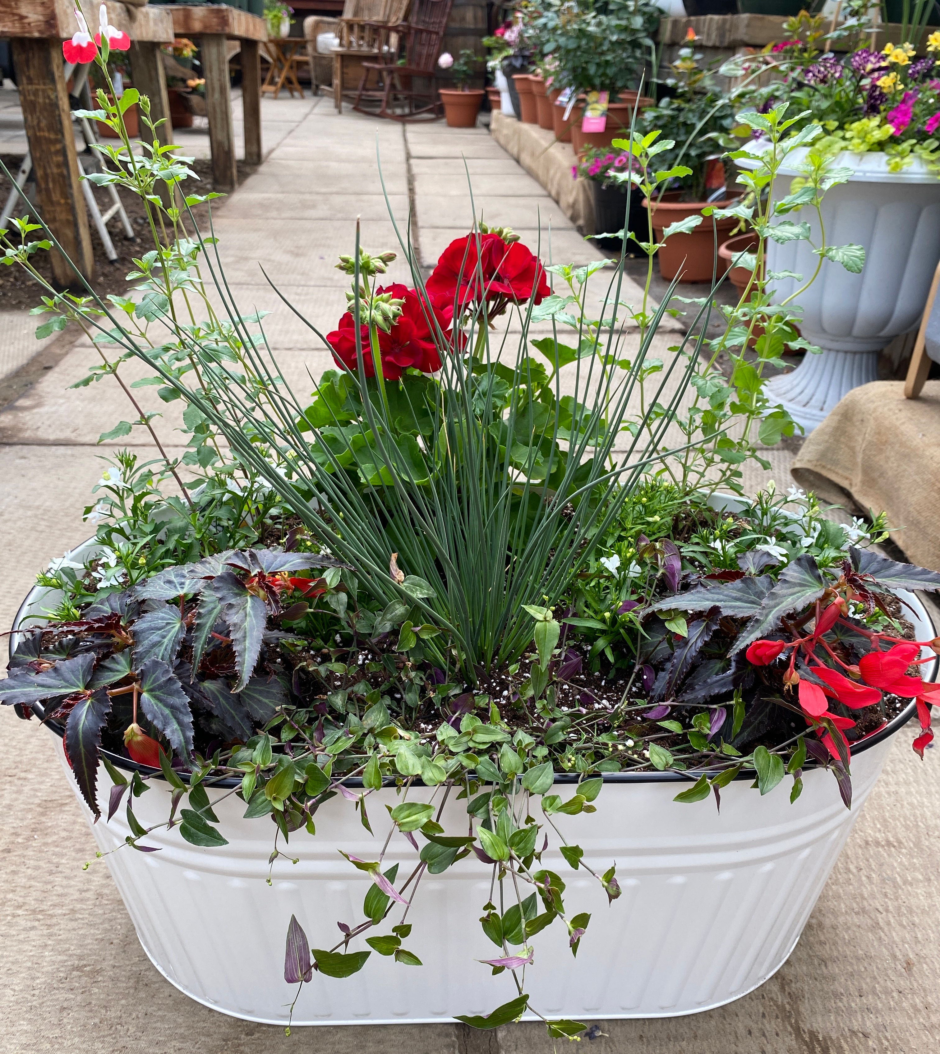 Oval Metal Tub (White)