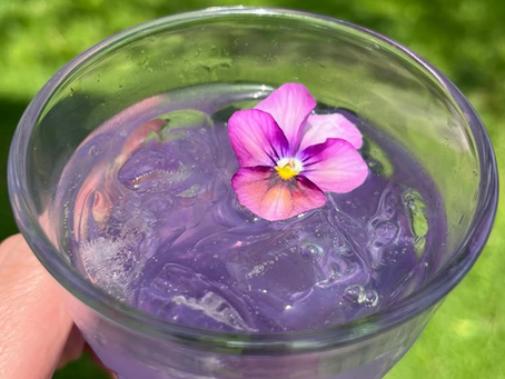 Recipe: The Violetta, with Edible Violas