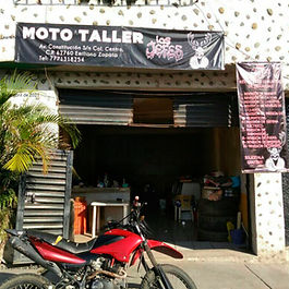 Servicios que ofrece:
Mecánica de Motos
Afinación
Reparación de Servicio Eléctrico
Reparación de Chasis
Instalación y Accesorios
Sistema de Frenos
Ajustes de Motor
Venta de Refacciones