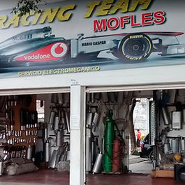 Servicios que ofrece:
Hojalatería y Pintura, Mecánico Gral. 
Eléctrico
Mofles
Escapes Deportivos
Catalizadores
Silenciadores
Electromecánico
