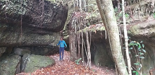 ciudad de piedra.jpg