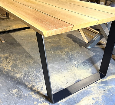 Pieds Trapeze + plateau biseauté.jpg