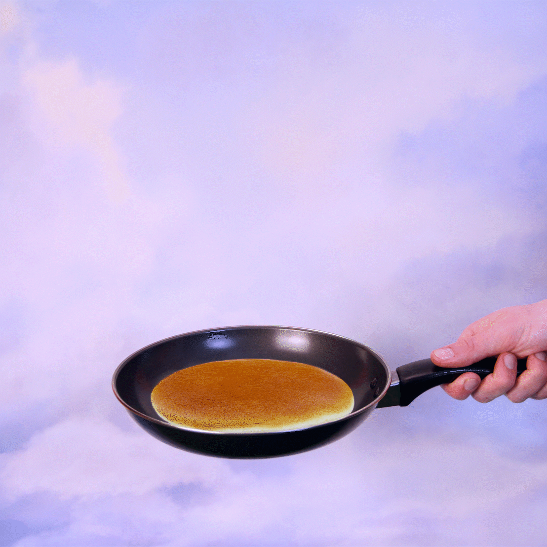 GIFgif - Pancake day.gif