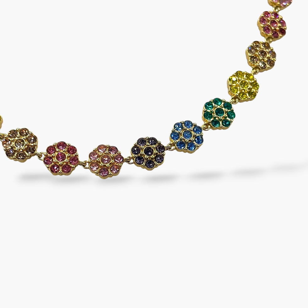 Miniatura: Collana Crystal Daisy Rainbow in Acciaio Dorato con Cristalli Pavé e Motivo Floreale Continuo per Serate Speciali e Look Glam