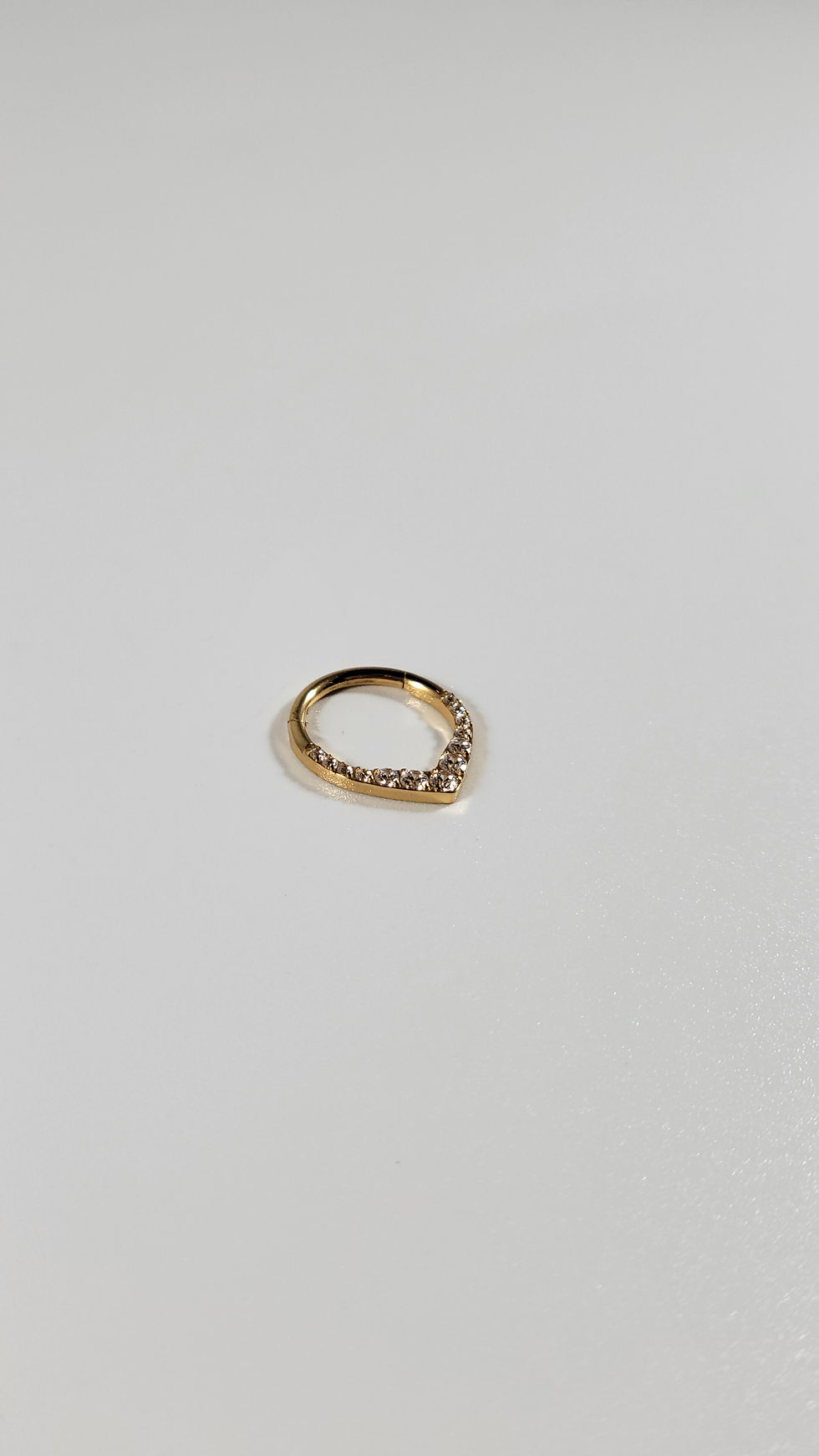 Miniature : Piercing anneau clicker La Goutte  - Titane