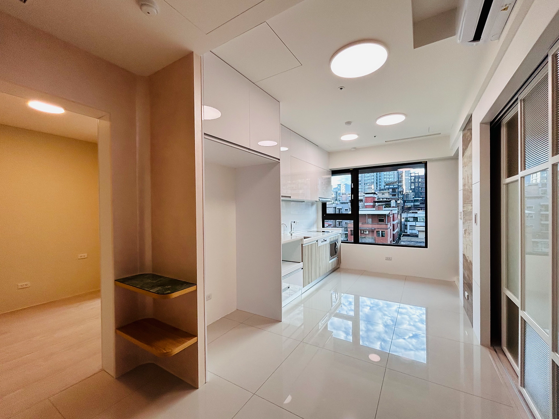 0B941748-0080-4545-8AC5-DD08F6B5FA56_edi